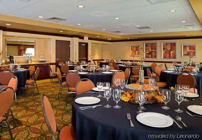 Courtyard By Marriott Fort Smith Downtown Restaurant bilde