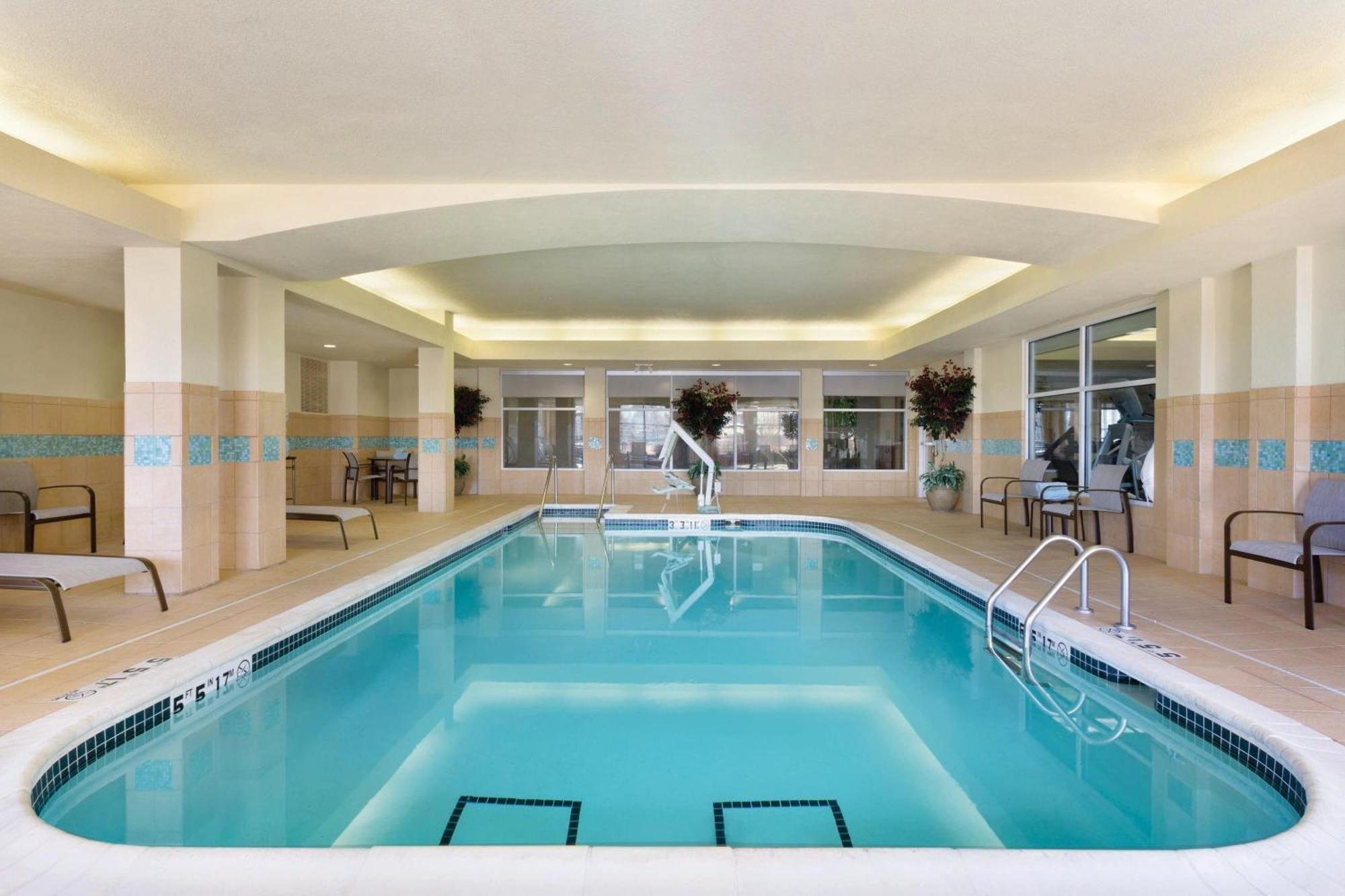Courtyard By Marriott Fort Smith Downtown Eksteriør bilde