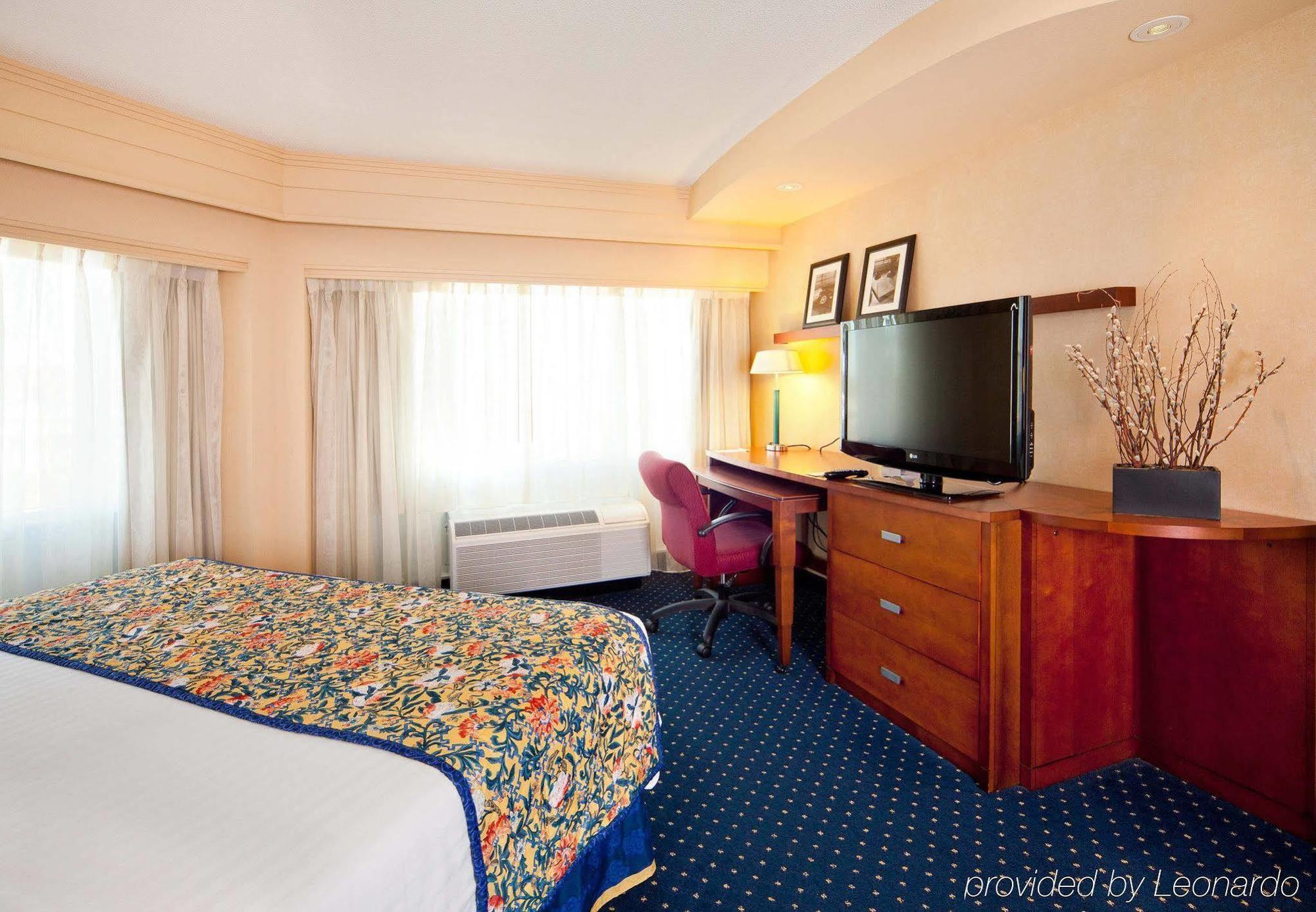 Courtyard By Marriott Fort Smith Downtown Rom bilde